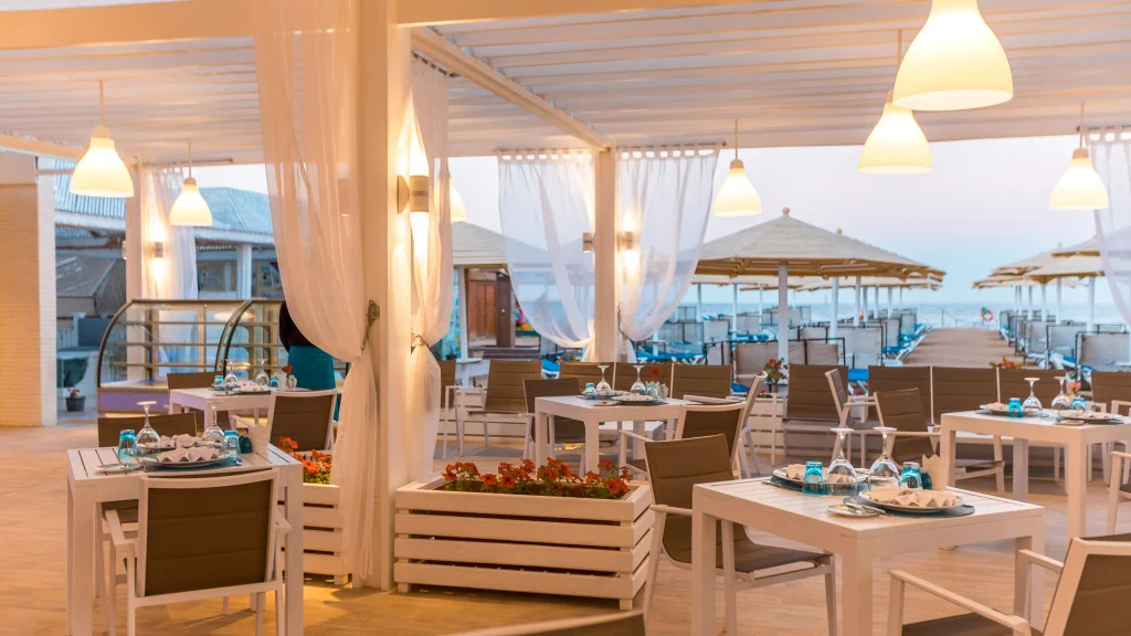 الفندق صن رايز هوليدايز ريزورت - الغردقة